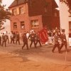 1972 Altschützen beim Vorbeimarsch
